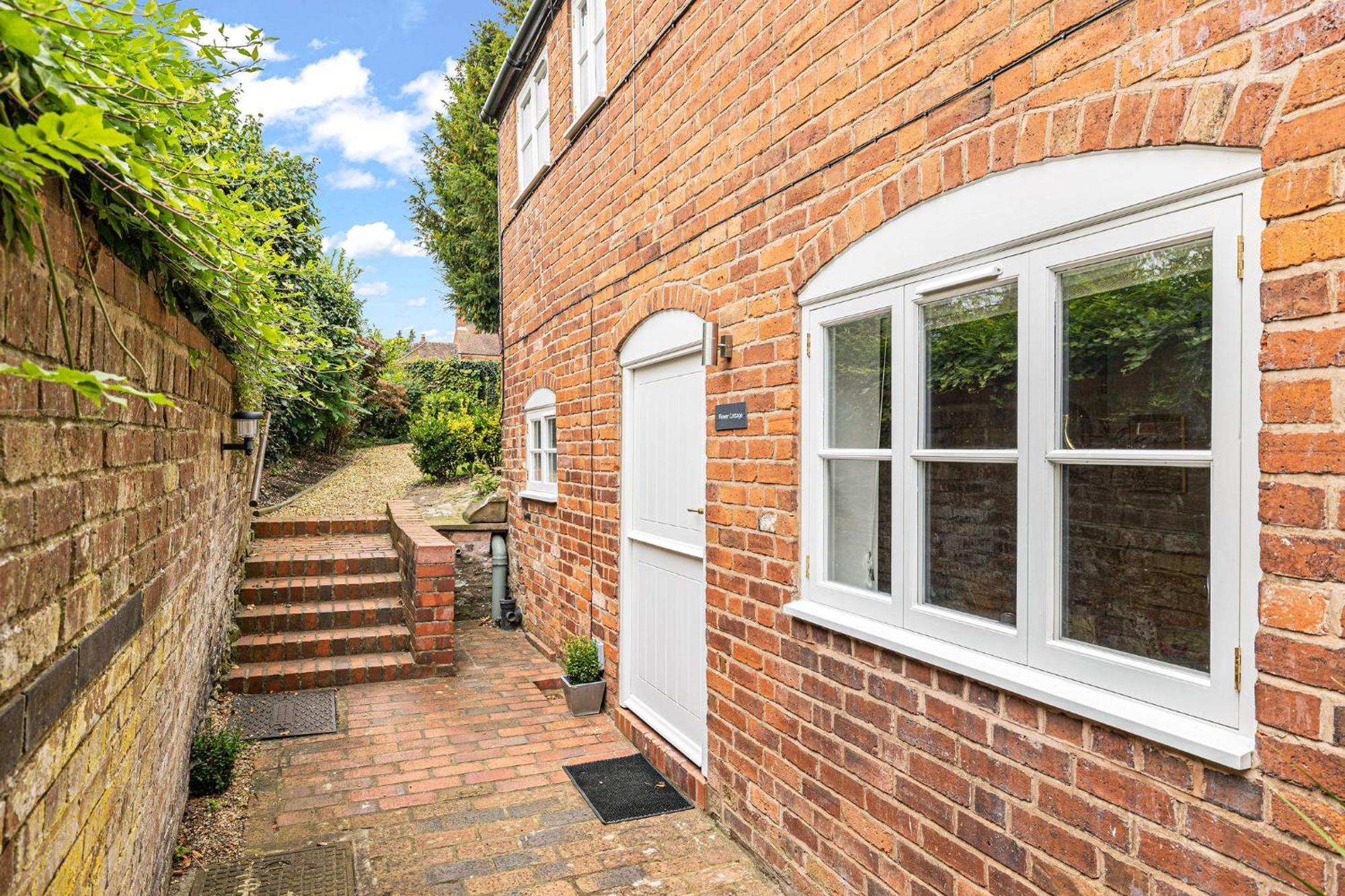 Bell Cottage By Ludlow Castle With Onsite Parking エクステリア 写真
